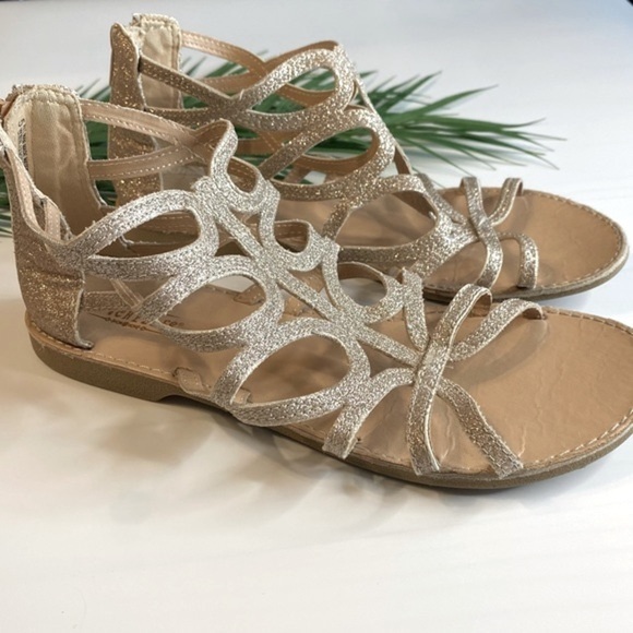 Seychelles Other - Seyshells Sandals Gladiator Open Toe Shoes Gold Shimmer Girls Size 5 Sum…